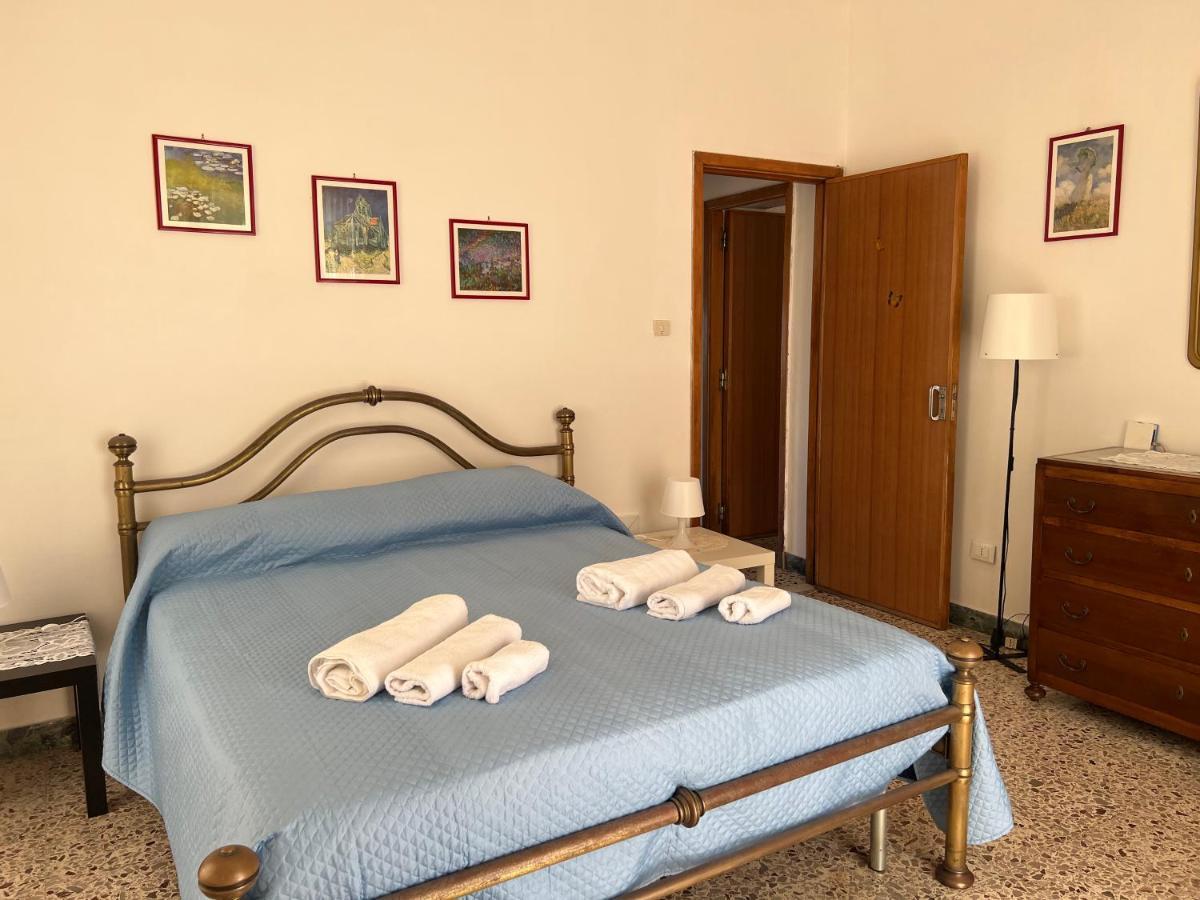 Amelia A Mare Apartment Paola Exterior photo