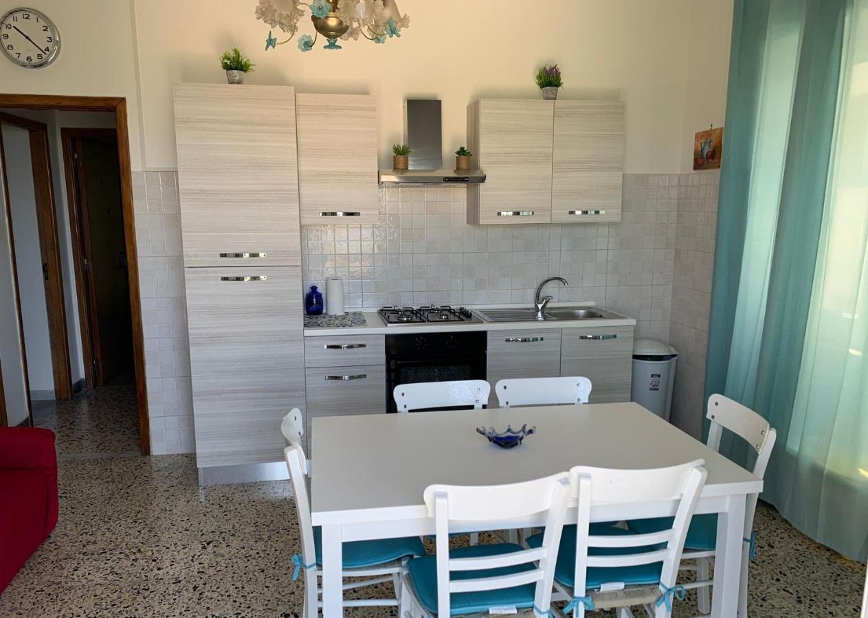 Amelia A Mare Apartment Paola Exterior photo